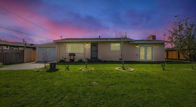 Photo of 399 Berry Rd, Royal Oaks, CA 95076
