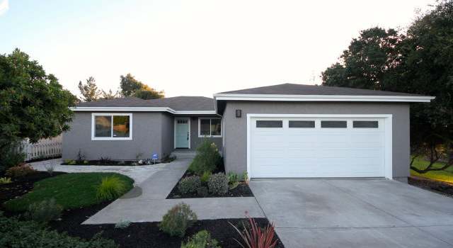 Photo of 320 HILLCREST Ave, Marina, CA 93933