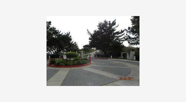 Photo of 853 GREEN RIDGE Dr #7, Daly City, CA 94014