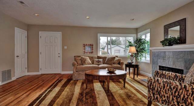 Photo of 326 MCEVOY St, Redwood City, CA 94061