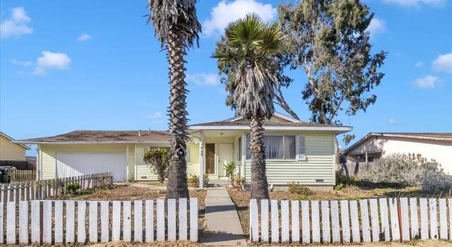 Photo of 1455 Yosemite St, Seaside, CA 93955