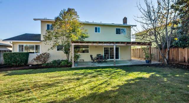 Photo of 6673 MOUNT HOLLY Dr, San Jose, CA 95120