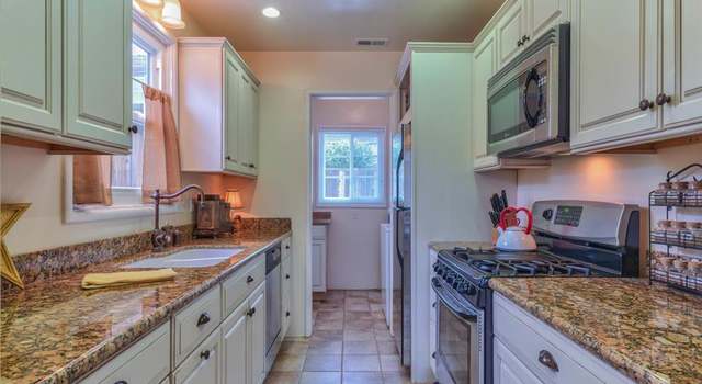 Photo of 512 18th St, Pacific Grove, CA 93950