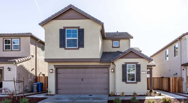 Photo of 641 Navarra Way, Hollister, CA 95023
