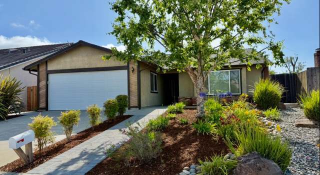 Photo of 881 Bonnie View Dr, Hollister, CA 95023
