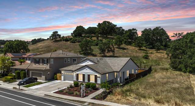 Photo of 9283 Rancho Hills Dr, Gilroy, CA 95020