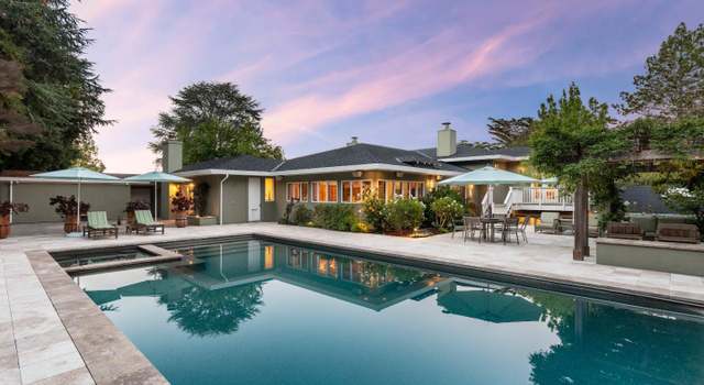 Photo of 10 Fawn Ct, Hillsborough, CA 94010