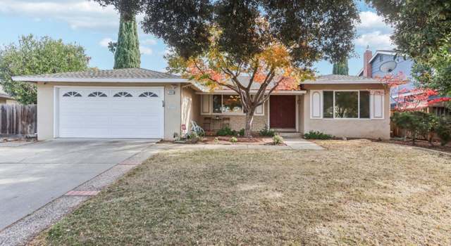 Photo of 6686 Mount Holly Dr, San Jose, CA 95120