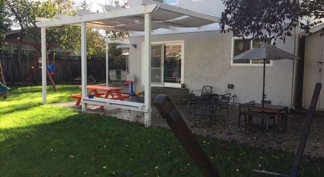 Photo of 995 Wentz Dr, Gilroy, CA 95020