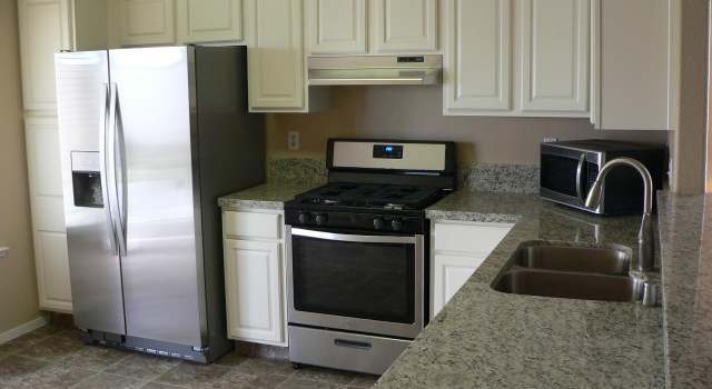 Photo of 661 Monte Carlo Dr, Hollister, CA 95023