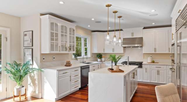 Photo of 2124 Oakley Ave, Menlo Park, CA 94025