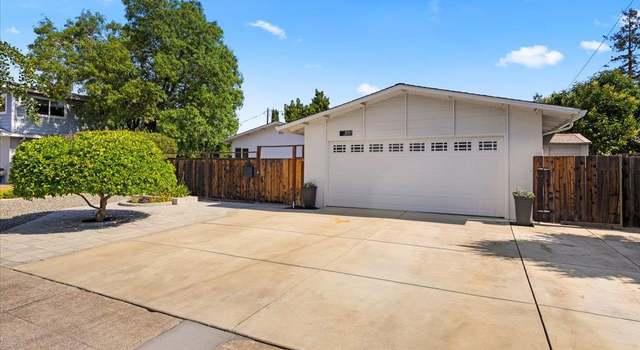 Photo of 6701 John Dr, Cupertino, CA 95014