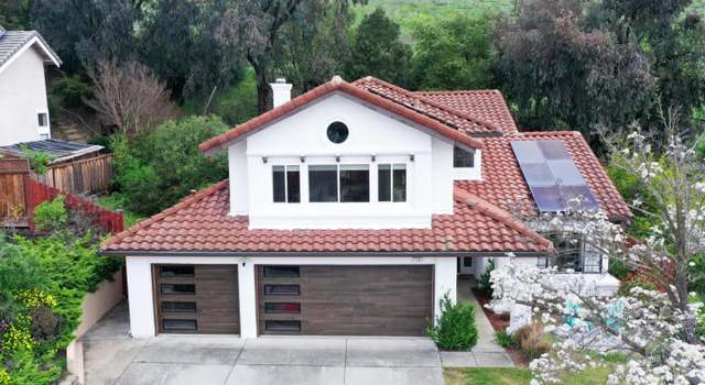 Property at 176 Newcastle Dr, VALLEJO, CA 94591, 5 beds, 3 baths