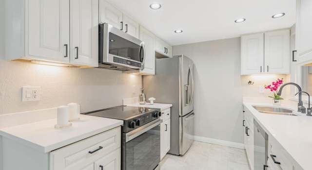 Photo of 891 W California Ave Unit M, Sunnyvale, CA 94086