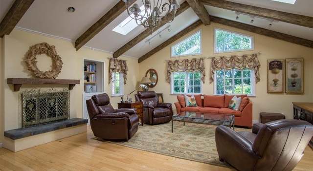 Photo of 22325 Davenrich St, Salinas, CA 93908
