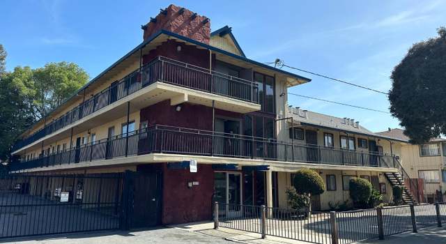 Photo of 301 E Okeefe St, East Palo Alto, CA 94303
