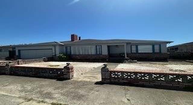 Photo of 624 Filbert St, Half Moon Bay, CA 94019
