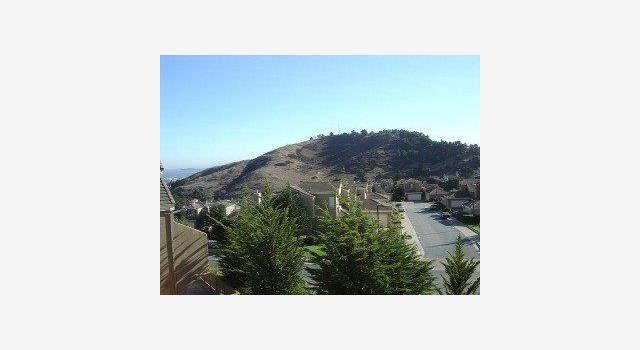 Photo of 111 HIGHCREST Ln, South San Francisco, CA 94080