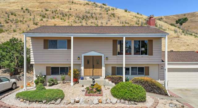 Photo of 423 Riviera Dr, Union City, CA 94587
