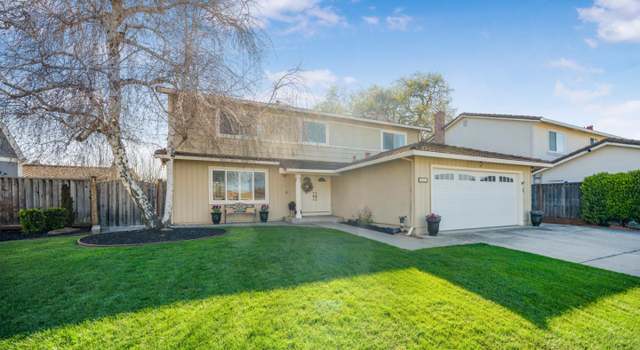 Photo of 15465 La Pala Ct, Morgan Hill, CA 95037
