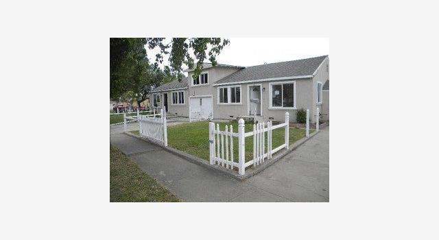 Photo of 30 CONNELY Ct, East Salinas, CA 93905