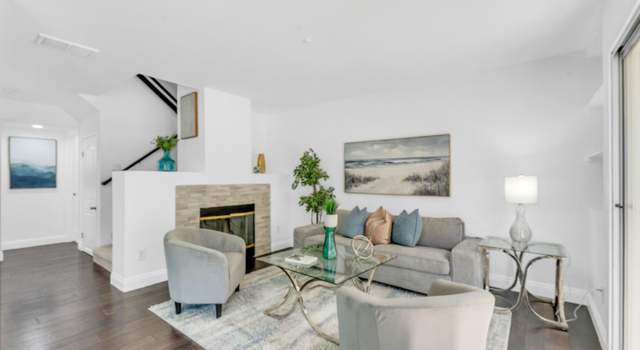 Photo of 6901 Rodling Dr Unit C, San Jose, CA 95138