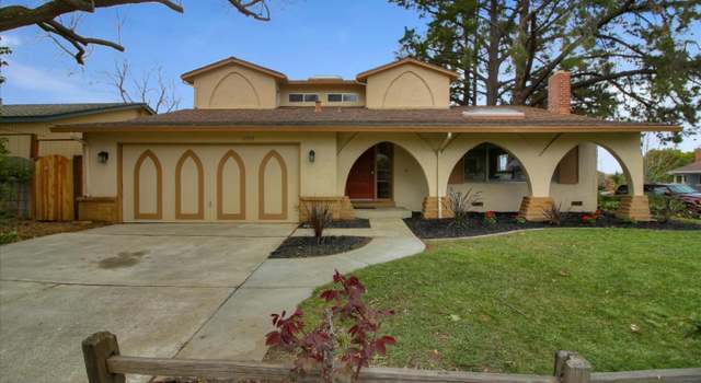 Photo of 5555 Oakhurst Ct, San Jose, CA 95129