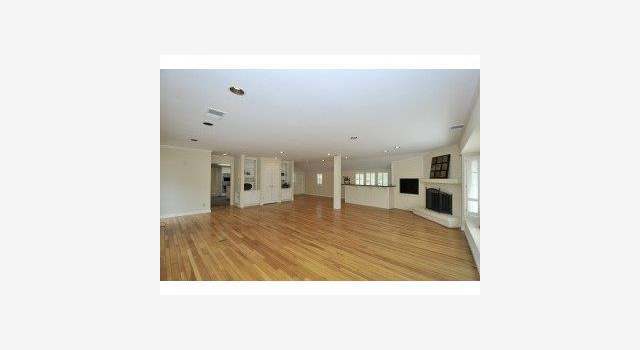 Photo of 10831 MORA Dr, Los Altos Hills, CA 94024