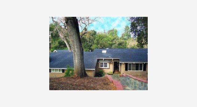 Photo of 10831 MORA Dr, Los Altos Hills, CA 94024