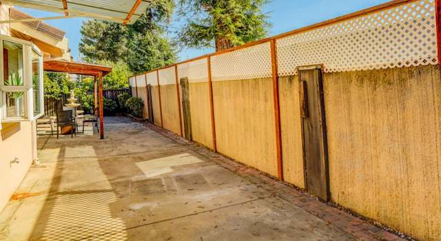 Photo of 27735 Treat Ln, Hayward, CA 94545