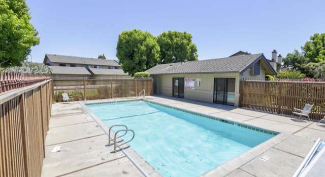 Photo of 1832 Cherokee Dr #4, Salinas, CA 93906
