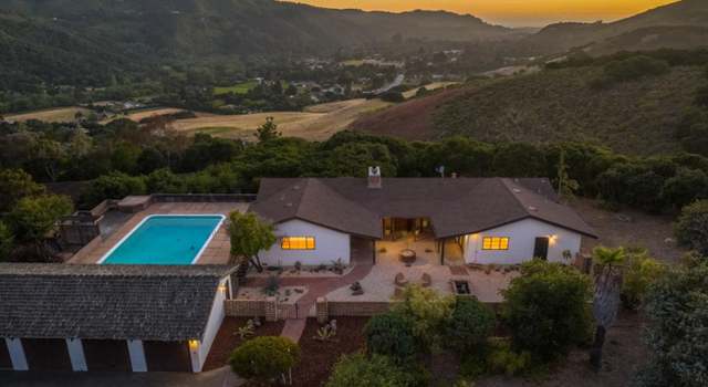 Photo of 27430 Loma Del Rey, Carmel, CA 93923