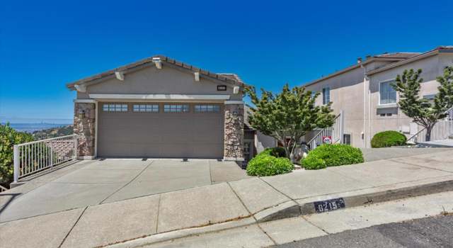 Photo of 8215 Skyline Cir, Oakland, CA 94605