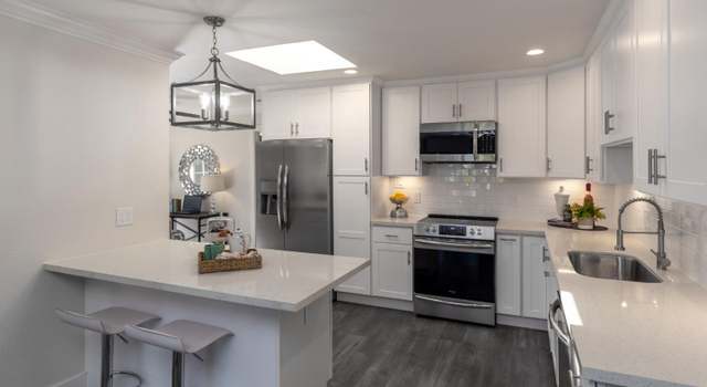 Photo of 1130 Saint Francis St, Redwood City, CA 94061