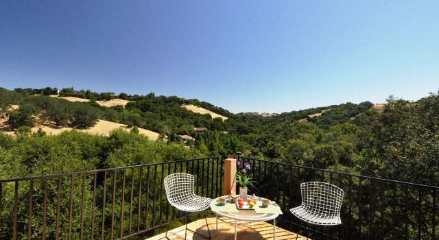 Photo of 6 SUNHILL St, Portola Valley, CA 94028