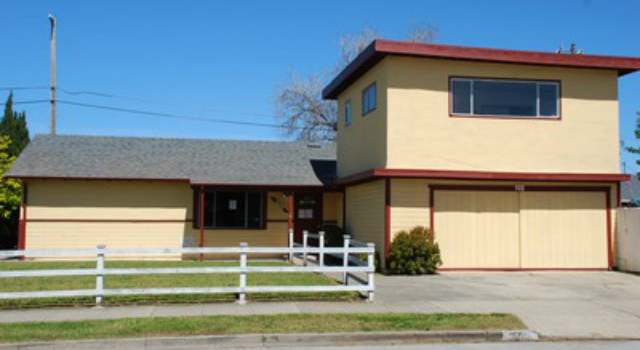 Photo of 800 HILLER St, Belmont, CA 94002