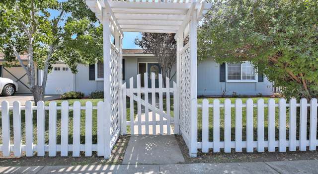 Photo of 460 Grant Ct, Gilroy, CA 95020