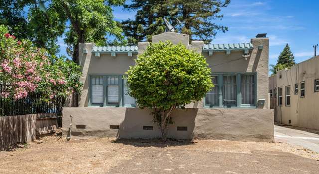 Photo of 141 Clinton St, Redwood City, CA 94062