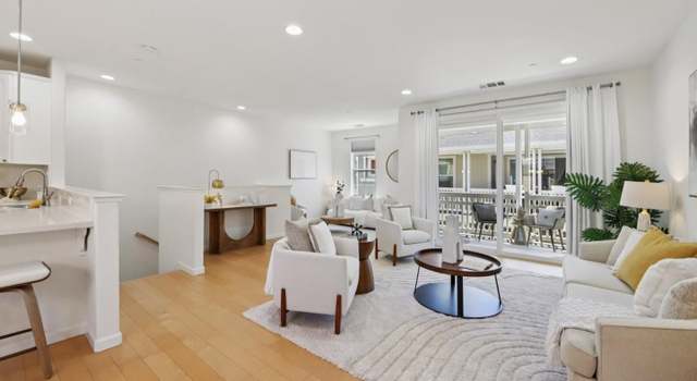 Photo of 636 Bair Island Rd #312, Redwood City, CA 94063