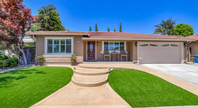 Photo of 165 Victoria Dr, Gilroy, CA 95020