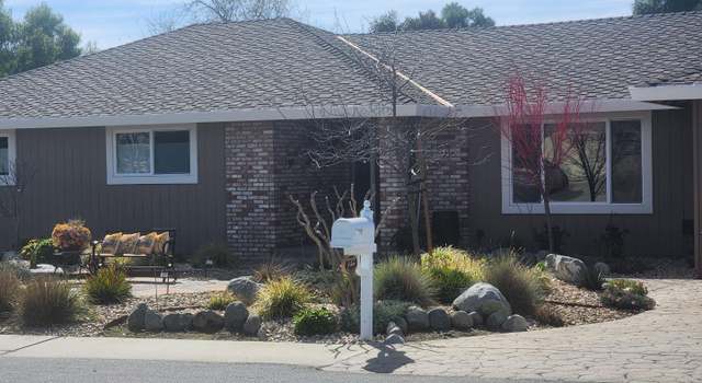 Photo of 722 Marks Dr, Hollister, CA 95023