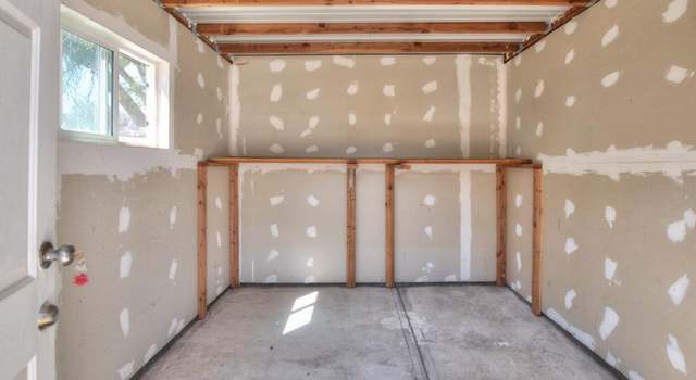 Photo of 425 San Juan St, Los Banos, CA 93635