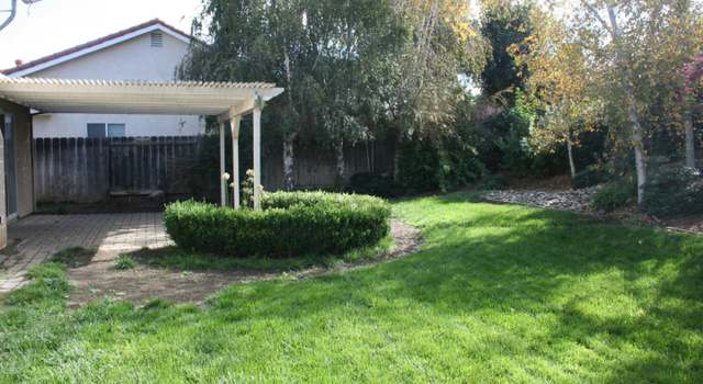 Photo of 1961 Sycamore Ct, Hollister, CA 95023