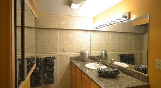 Photo of 882 SKYLINE Dr, Daly City, CA 94015