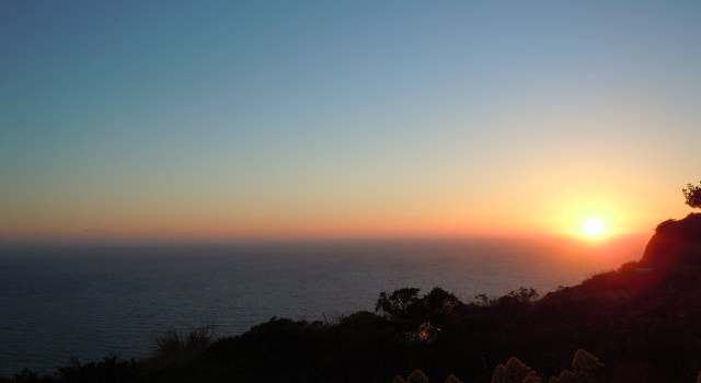 Photo of 882 SKYLINE Dr, Daly City, CA 94015