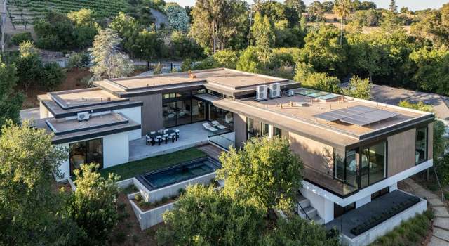 Photo of 25251 La Rena Ln, Los Altos Hills, CA 94022