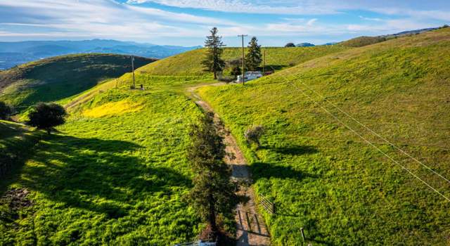 Photo of 5167 Canada Rd, Gilroy, CA 95020