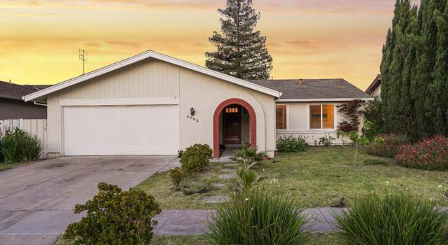 Photo of 5002 Gazania Dr, San Jose, CA 95111