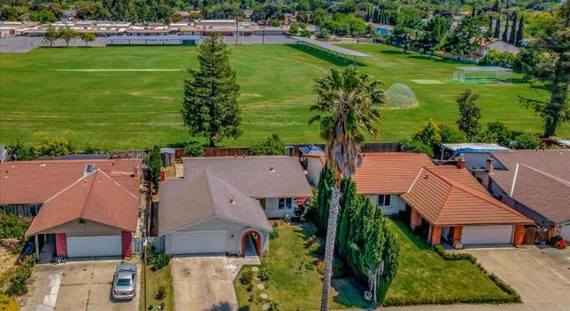Photo of 5002 Gazania Dr, San Jose, CA 95111