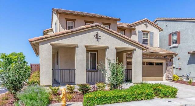 Photo of 30111 Mountain View Dr, Hayward, CA 94544